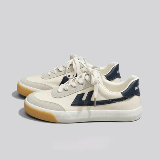 Warrior 2025 Lightweight Breathable Flats Shoes Luxury Brand Men's White Walking Sneakers Zapatos Hombre Chaussure Homme