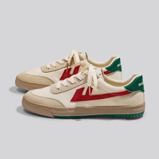 Warrior 2025 Lightweight Breathable Flats Shoes Luxury Brand Men's White Walking Sneakers Zapatos Hombre Chaussure Homme